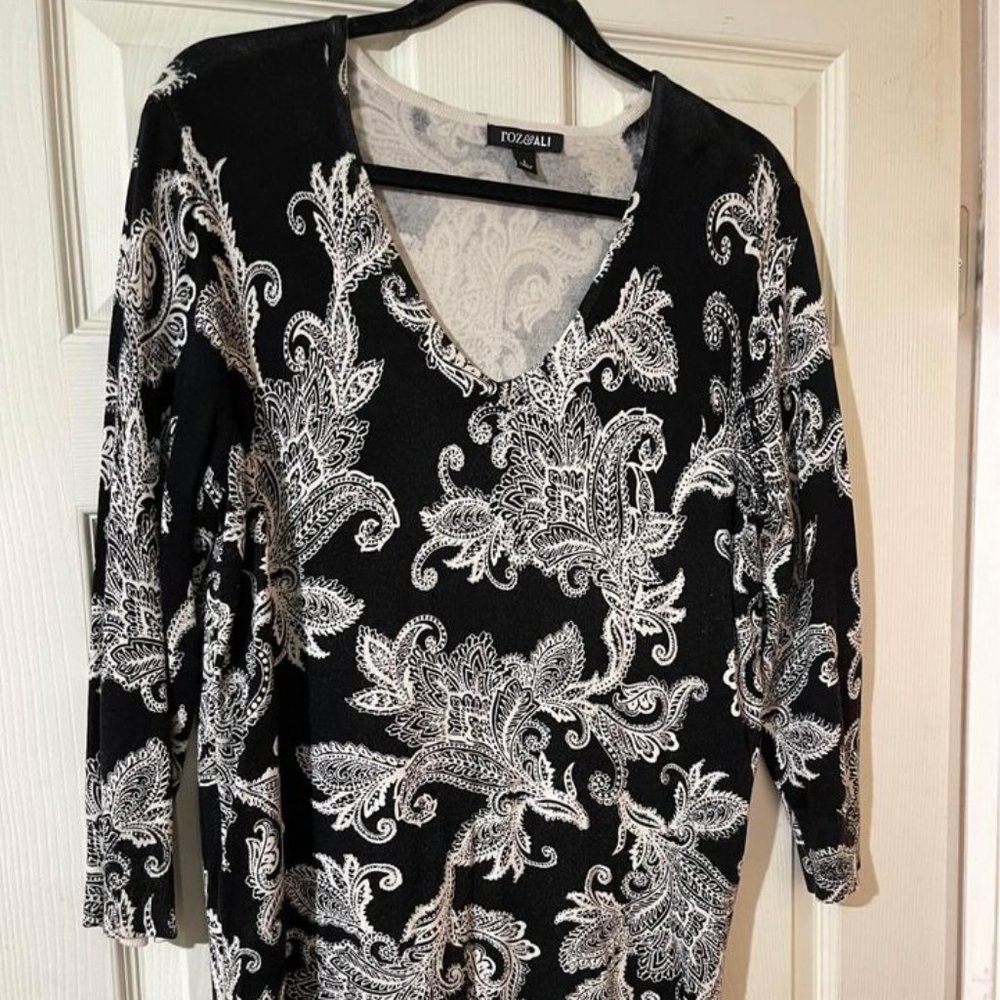 Roz & Ali Black Woman’s Paisley Ornate Blouse Top 3/4 Sleeve